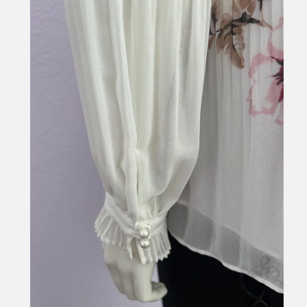 WHBM Womens White Floral Print Pleated Blouse Sz8 NWT - Picture 7 of 10